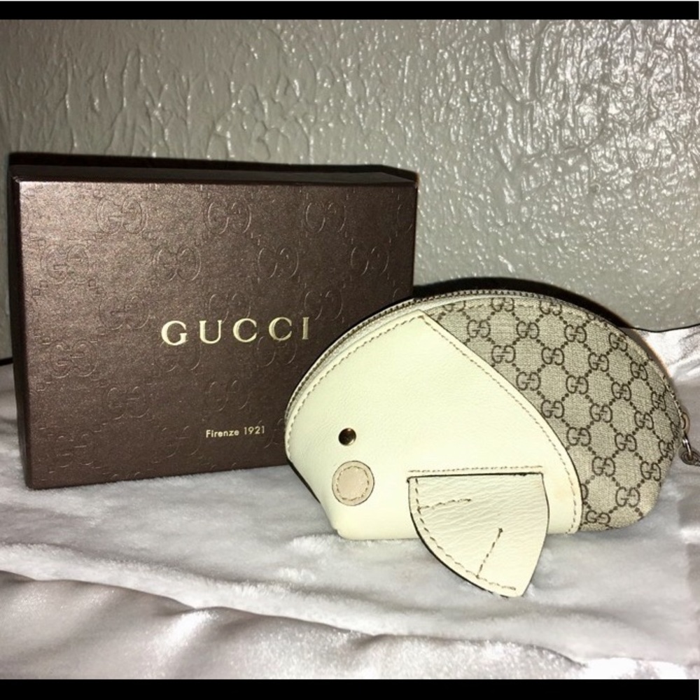 Gucci coin purse / wallet